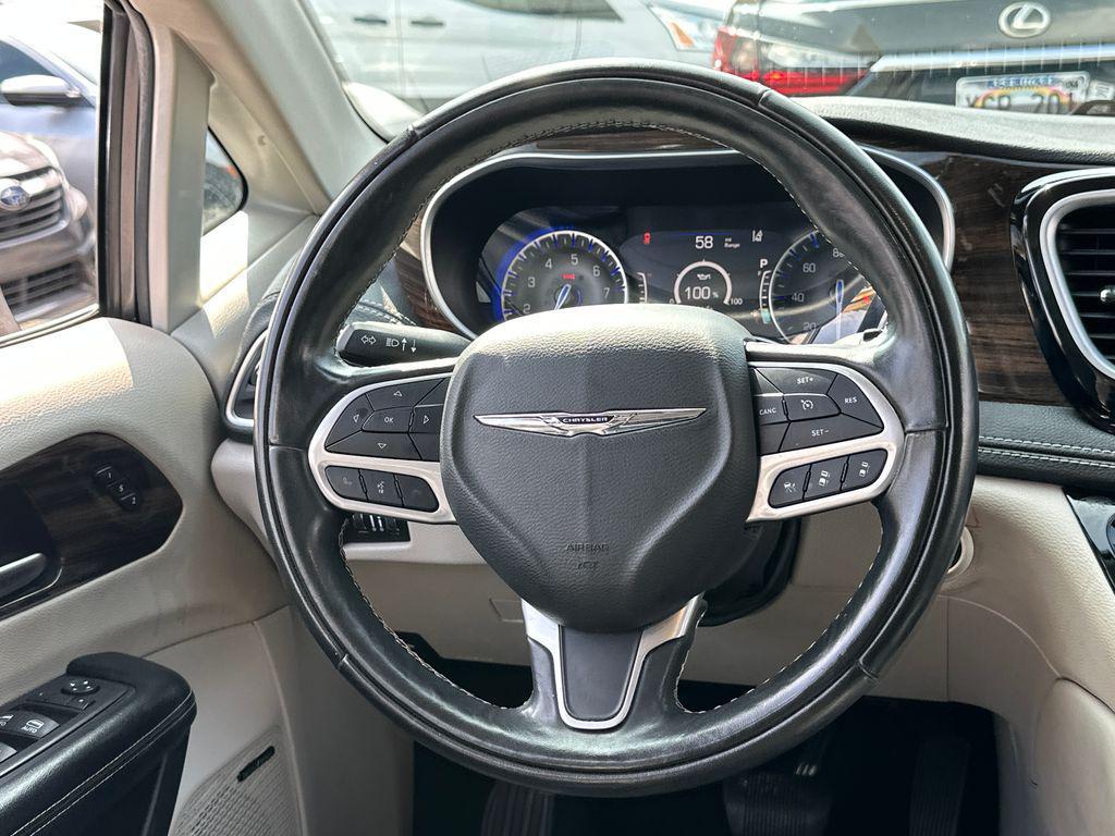 used 2022 Chrysler Pacifica car, priced at $28,500
