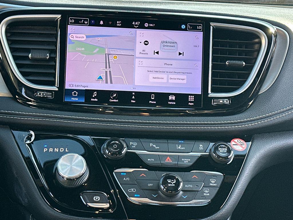 used 2022 Chrysler Pacifica Hybrid car, priced at $27,500