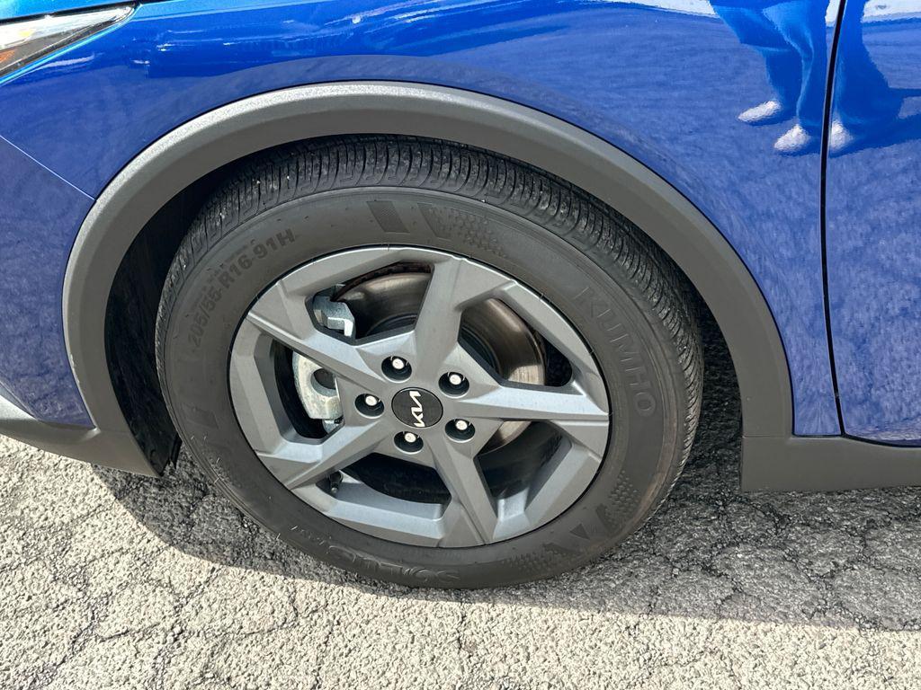 used 2025 Kia K4 car, priced at $24,500