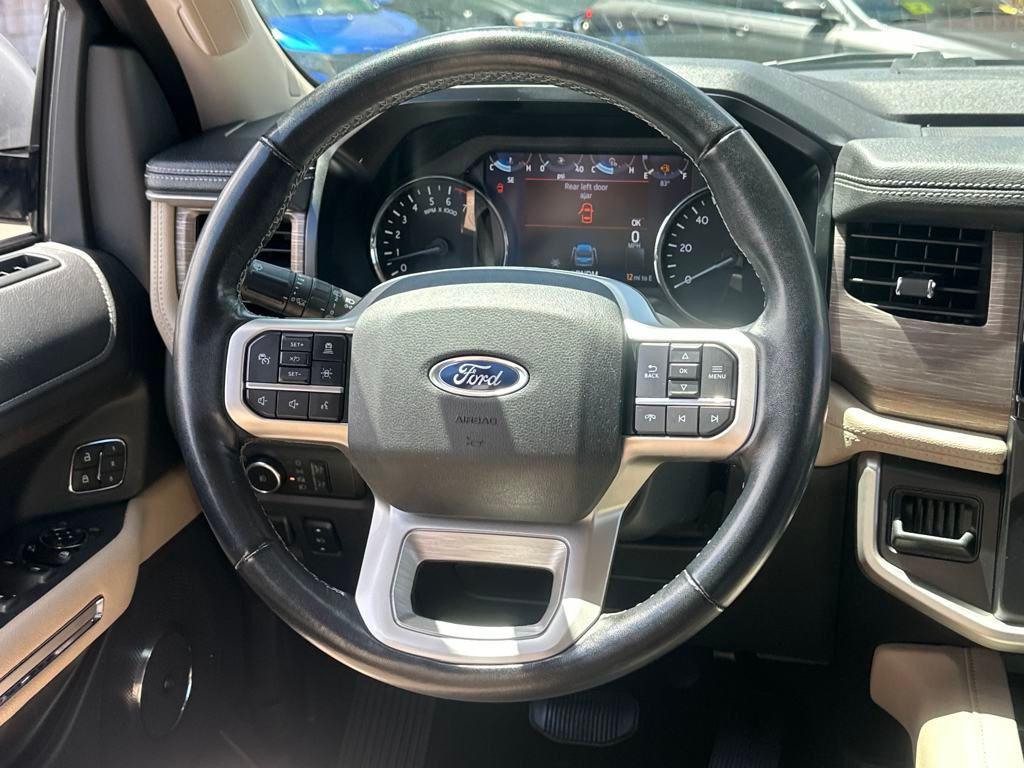used 2023 Ford Expedition car, priced at $46,500