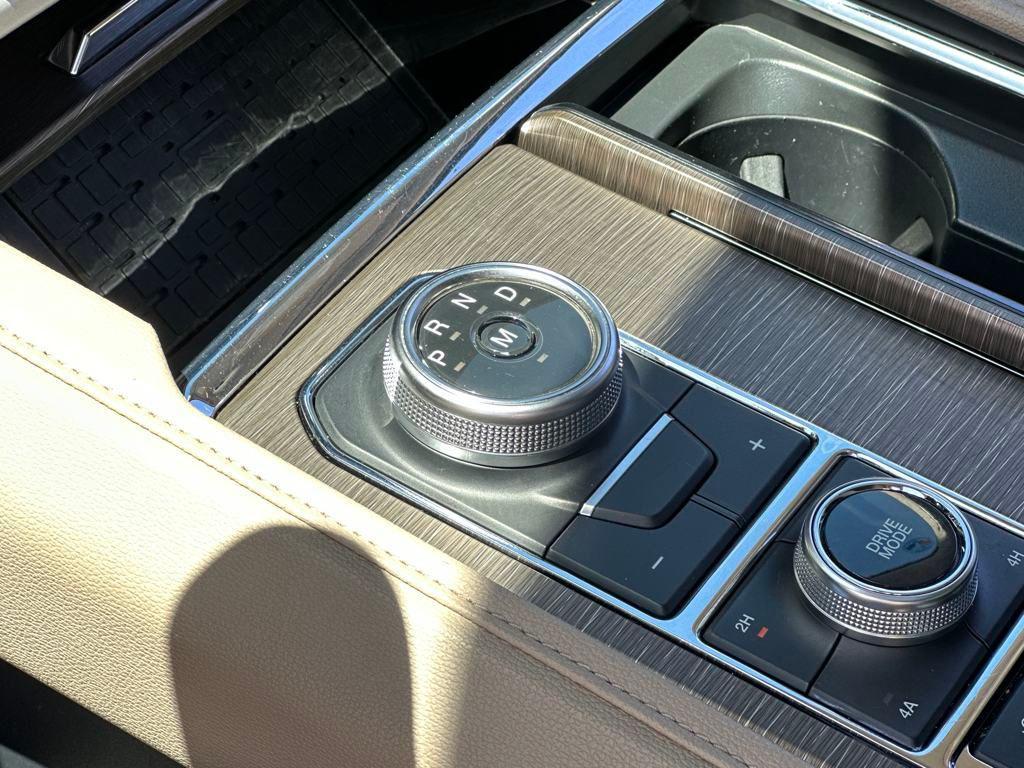 used 2023 Ford Expedition car, priced at $46,500