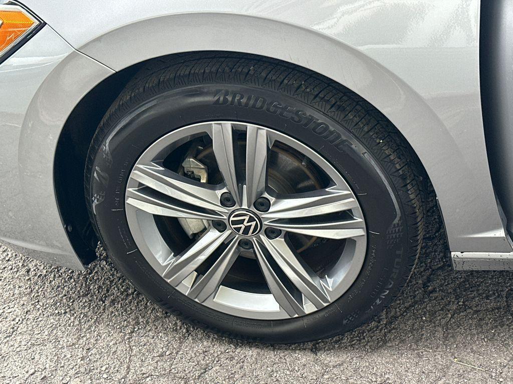 used 2024 Volkswagen Jetta car, priced at $18,575