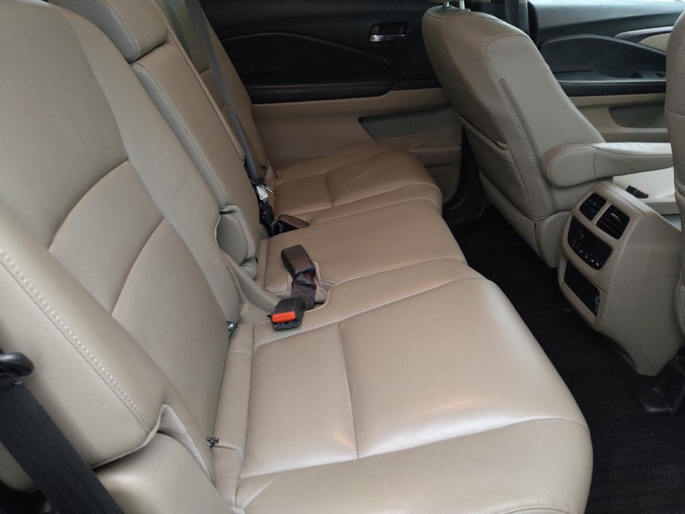 used 2022 Honda Pilot car, priced at $31,695
