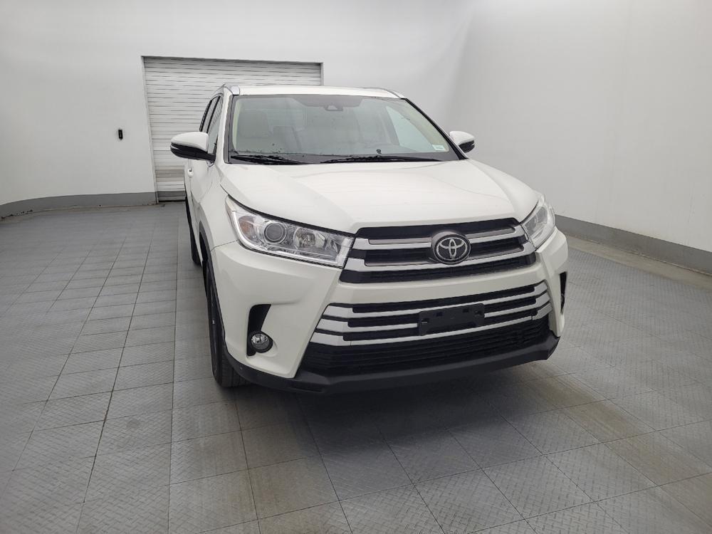 used 2017 Toyota Highlander car, priced at $22,695