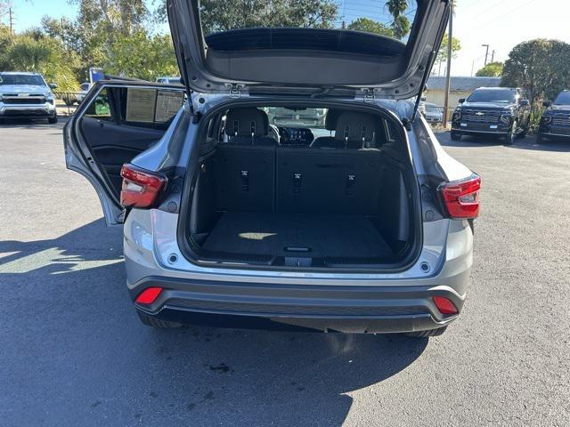 used 2024 Chevrolet Trax car, priced at $20,594