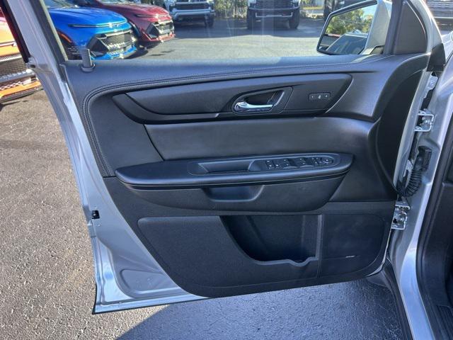 used 2016 Chevrolet Traverse car, priced at $8,000