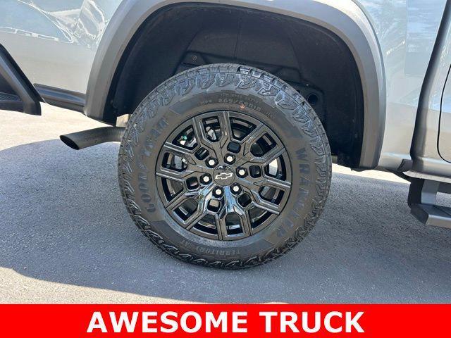 used 2025 Chevrolet Colorado car, priced at $40,000