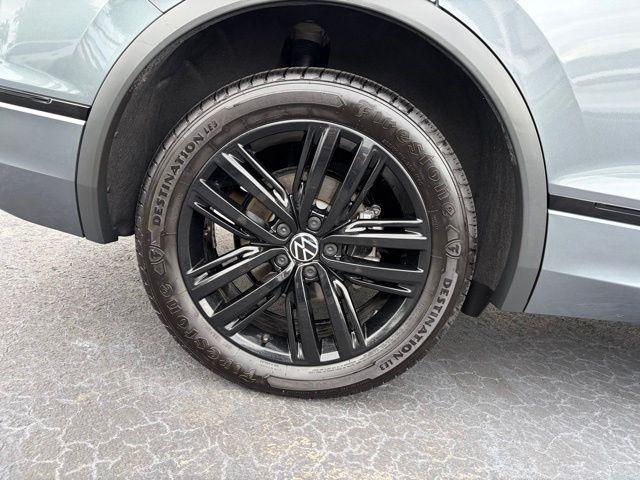 used 2022 Volkswagen Tiguan car, priced at $23,701