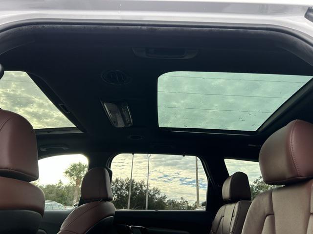 used 2023 Kia Telluride car