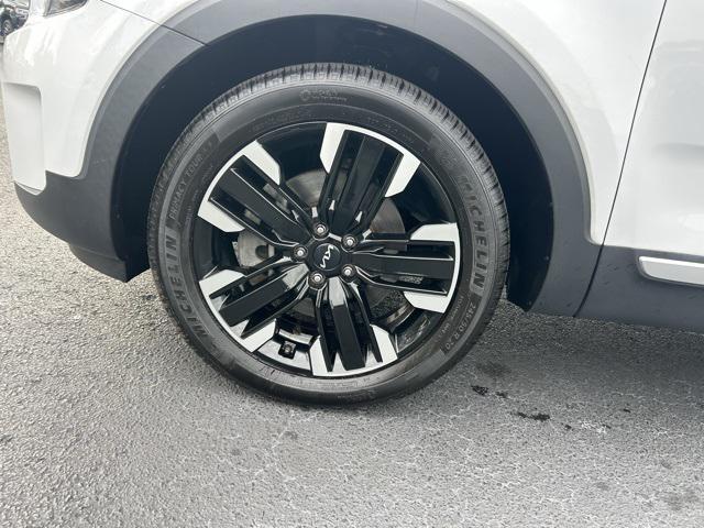 used 2023 Kia Telluride car