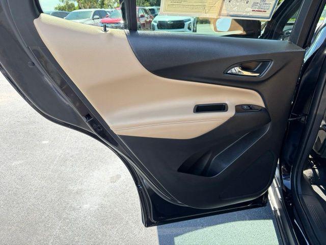 used 2023 Chevrolet Equinox car, priced at $25,199