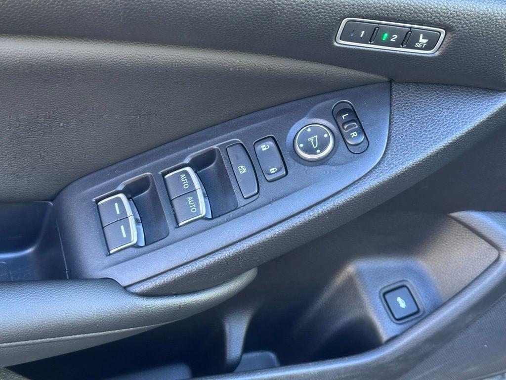used 2021 Honda Accord Hybrid car, priced at $23,545