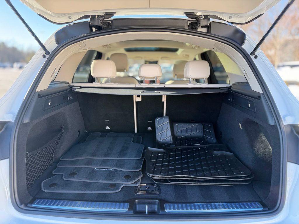 used 2022 Mercedes-Benz GLC 300 car, priced at $35,461