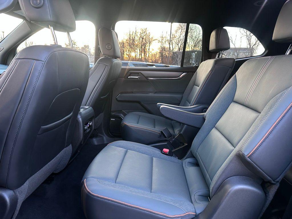 used 2024 GMC Acadia car, priced at $45,989