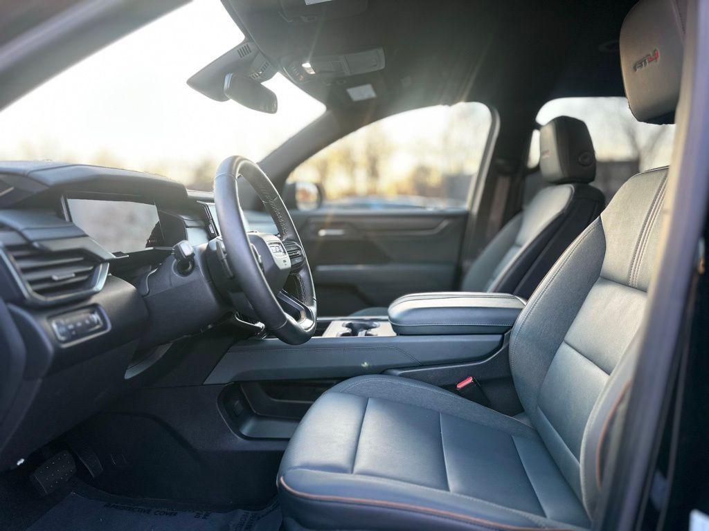 used 2024 GMC Acadia car, priced at $45,989