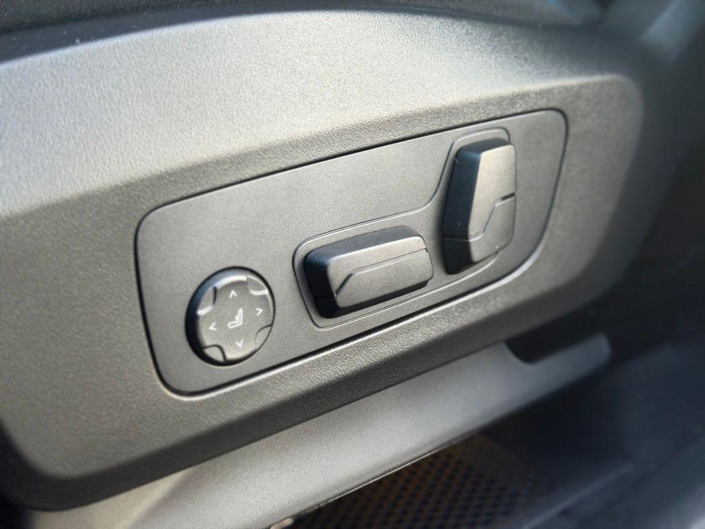 new 2026 BMW X1 car, priced at $59,415