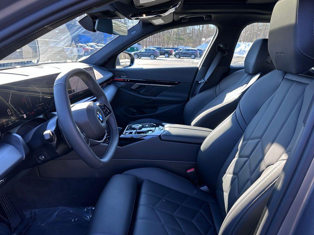 used 2025 BMW 530 car