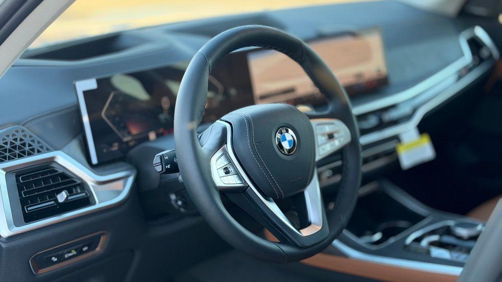 new 2026 BMW X7 car, priced at $91,930
