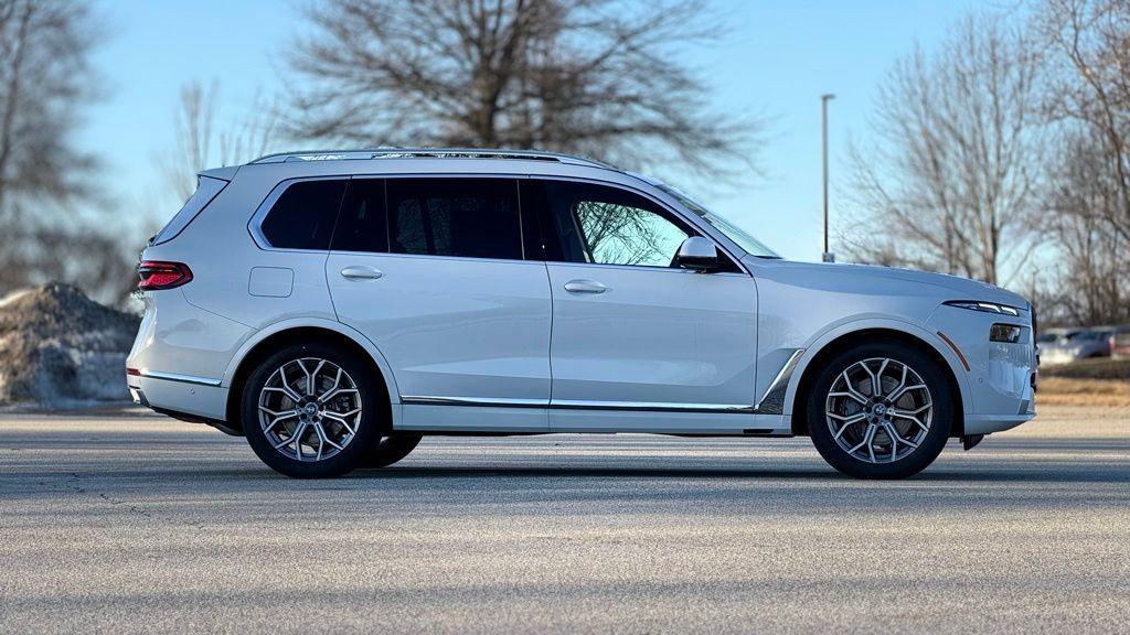 new 2026 BMW X7 car, priced at $91,930