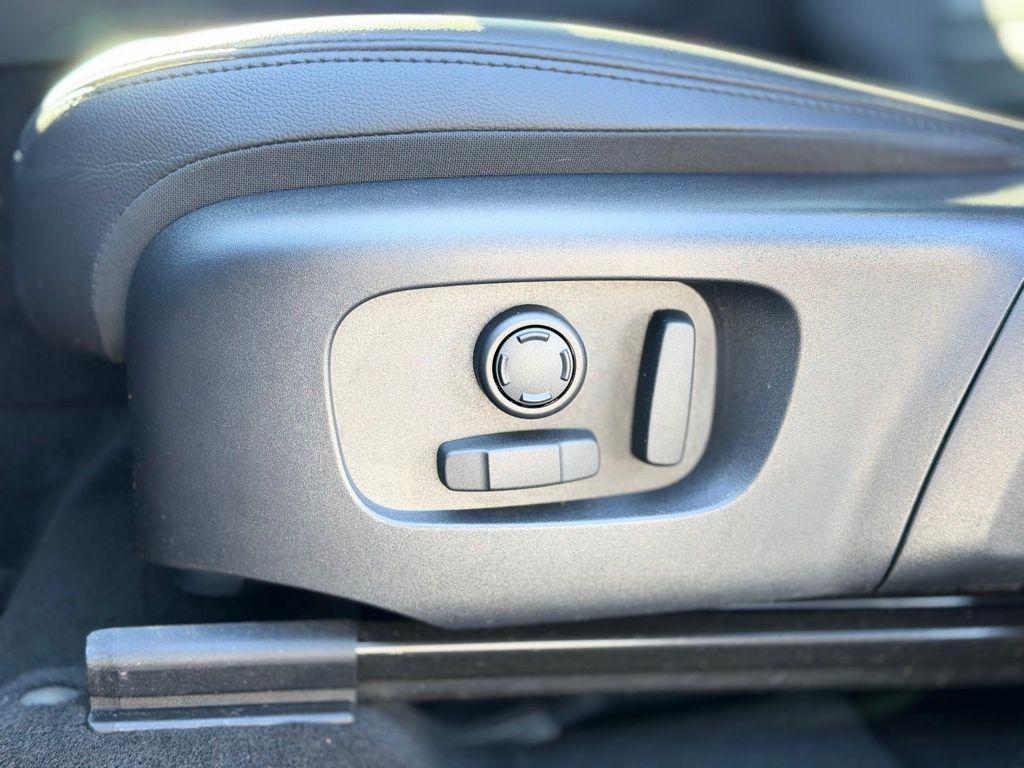 used 2024 Land Rover Discovery Sport car, priced at $35,300