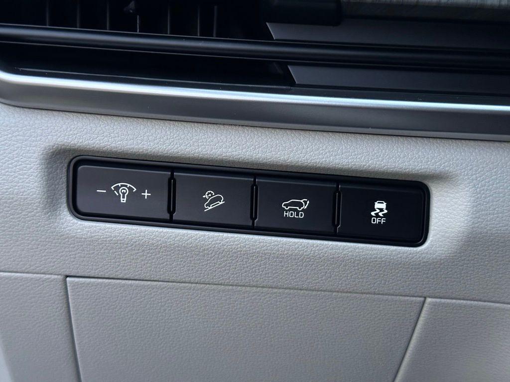 used 2025 Kia Telluride car, priced at $41,950