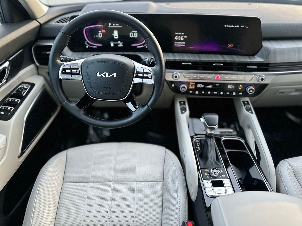 used 2025 Kia Telluride car, priced at $41,950