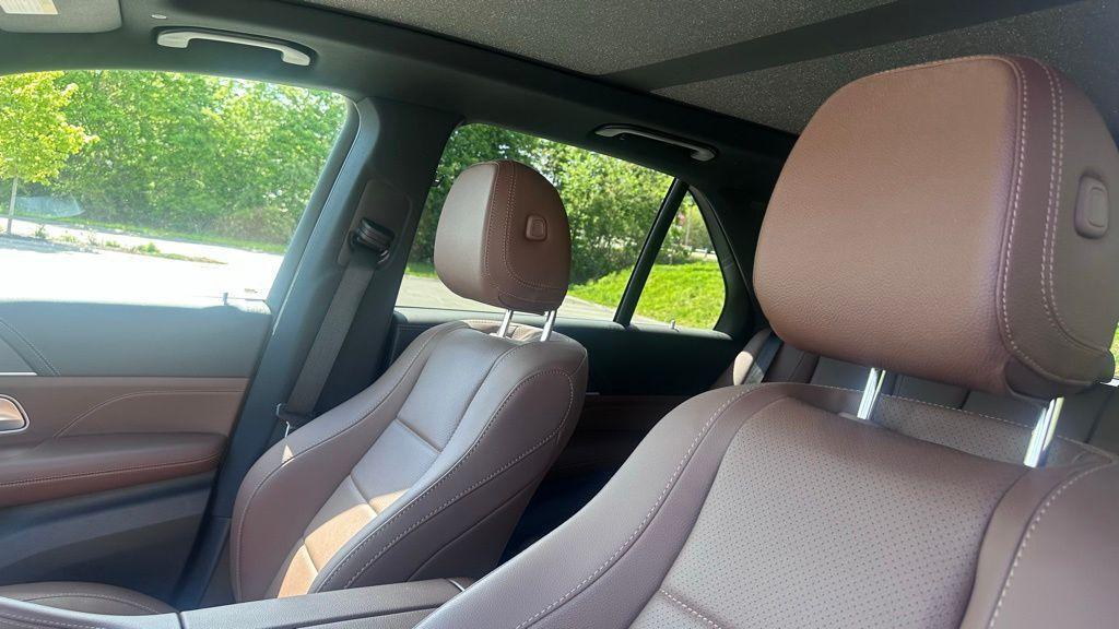used 2024 Mercedes-Benz GLE 350 car, priced at $55,045