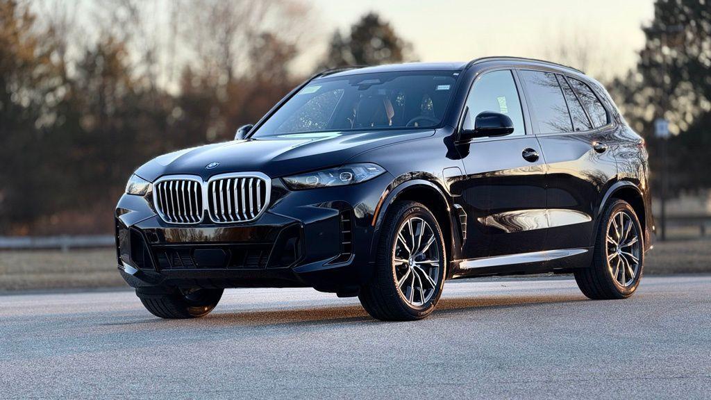 new 2026 BMW X5 PHEV car, priced at $89,070