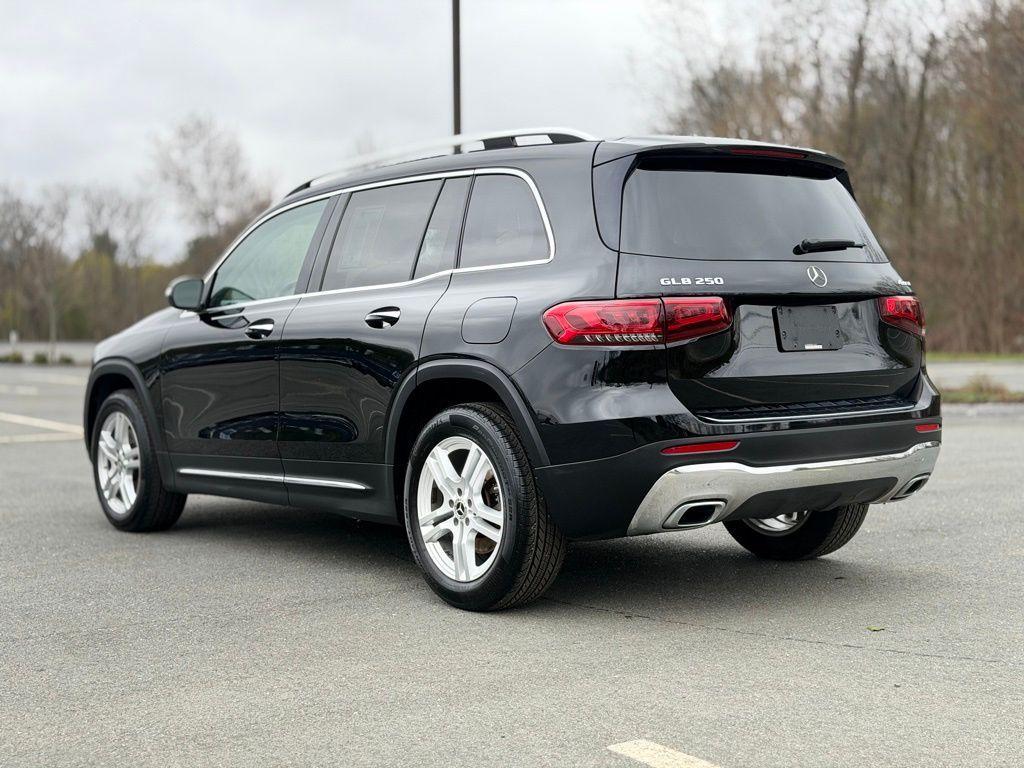used 2022 Mercedes-Benz GLB 250 car, priced at $28,545