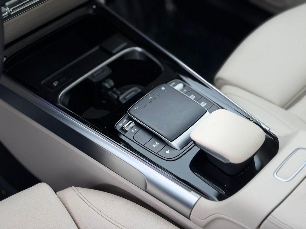 used 2022 Mercedes-Benz GLB 250 car, priced at $28,545