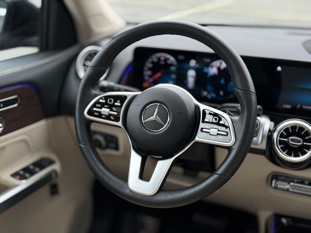 used 2022 Mercedes-Benz GLB 250 car, priced at $28,545