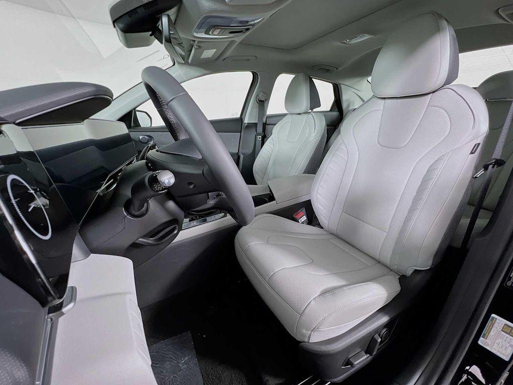 used 2025 Hyundai ELANTRA HEV car, priced at $29,991