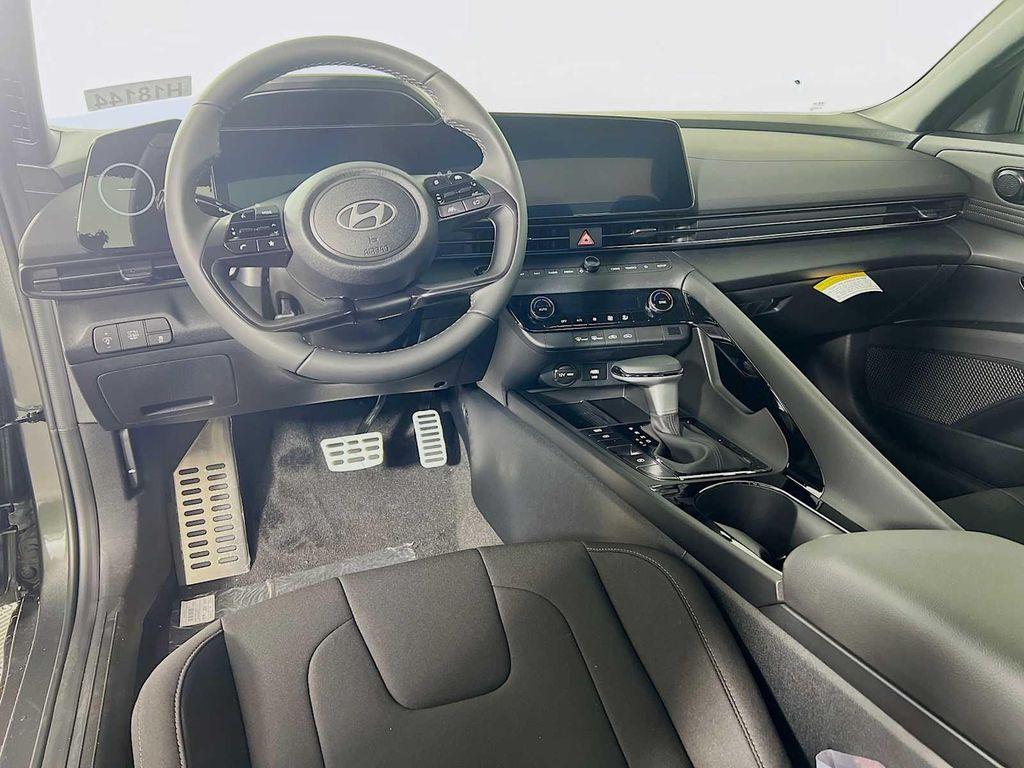 new 2025 Hyundai ELANTRA HEV car, priced at $26,092