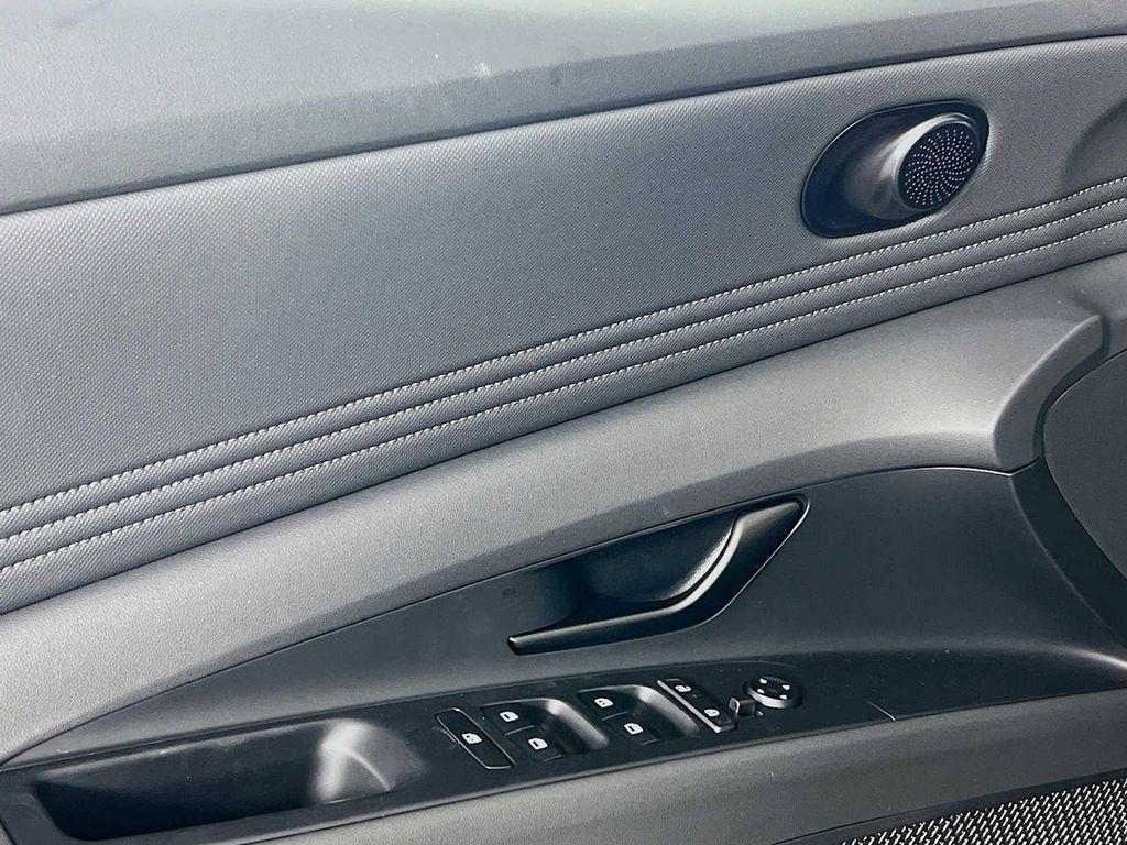 new 2025 Hyundai ELANTRA HEV car, priced at $26,092