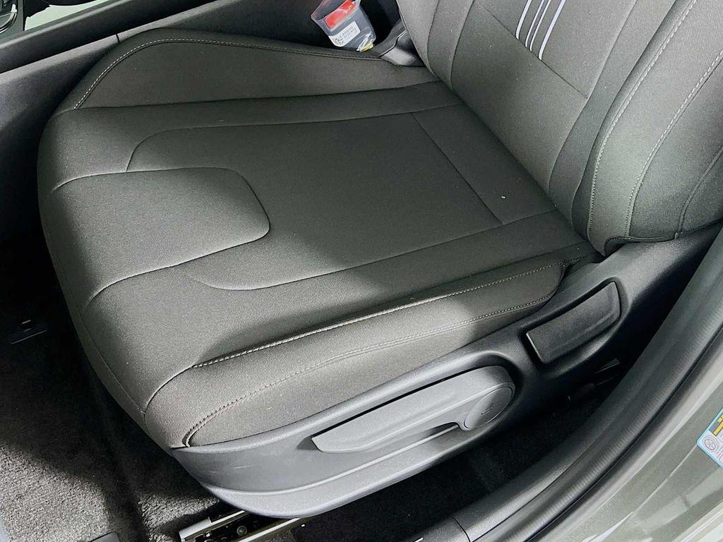 new 2025 Hyundai ELANTRA HEV car, priced at $26,092