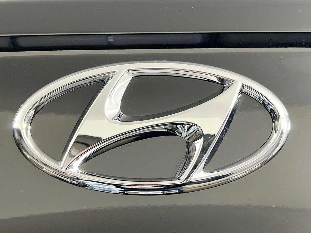 new 2026 Hyundai Venue car, priced at $23,899