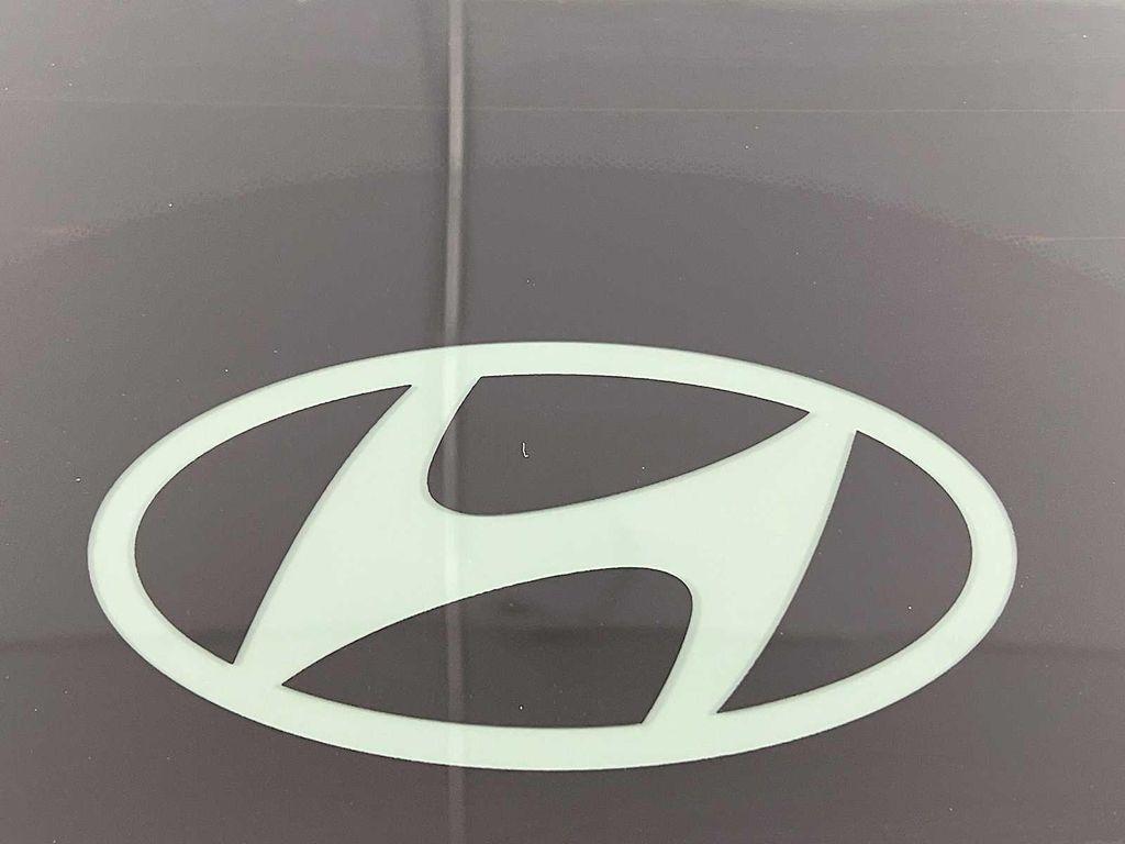 new 2026 Hyundai TUCSON Hybrid car, priced at $34,595