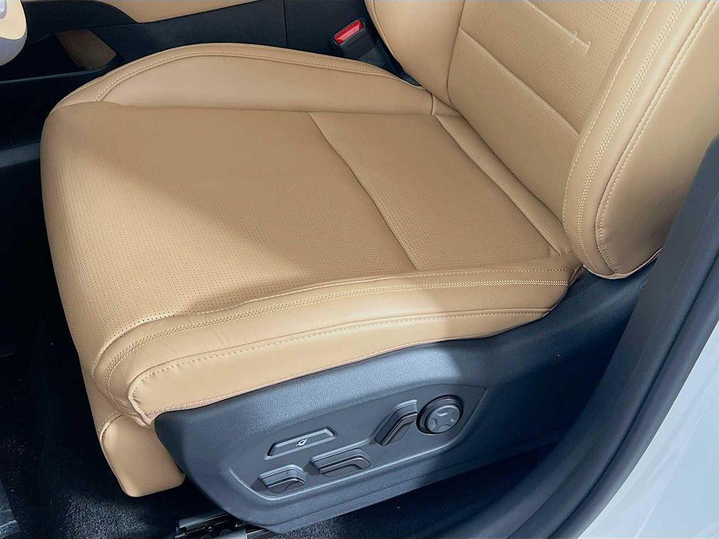 new 2026 Hyundai SANTA FE HEV car, priced at $50,452