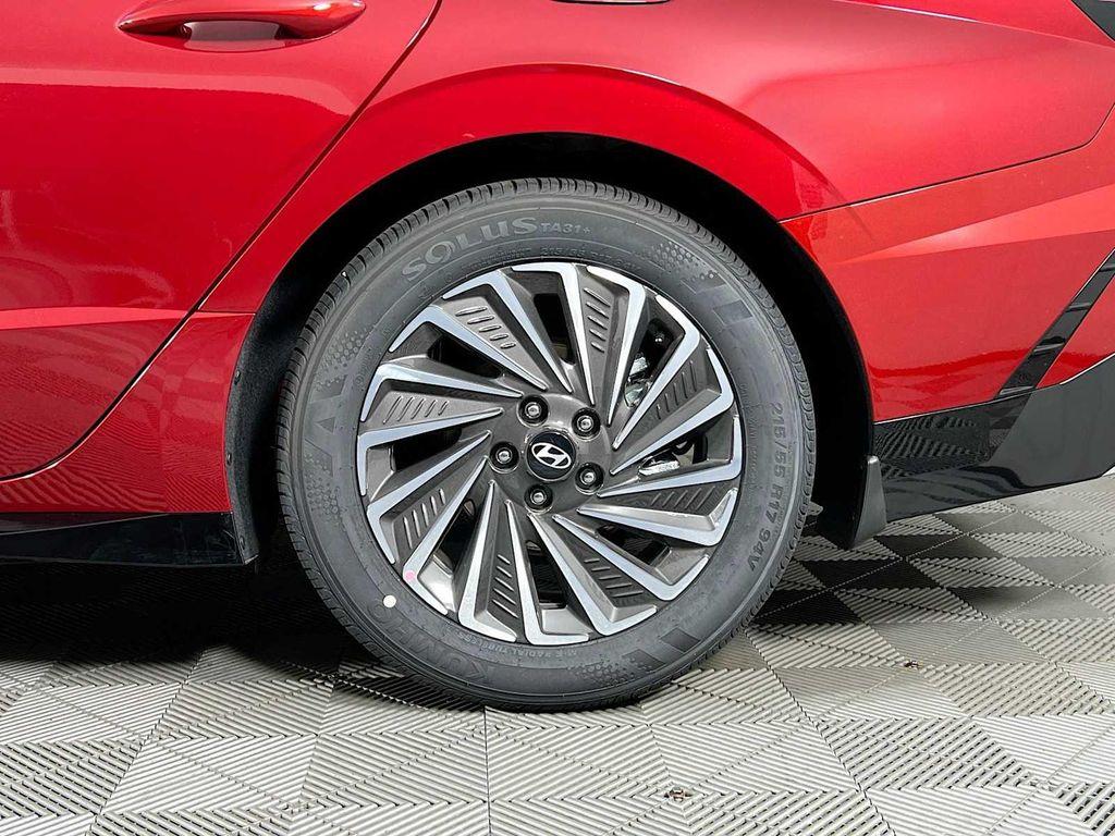 new 2025 Hyundai Sonata Hybrid car, priced at $31,354