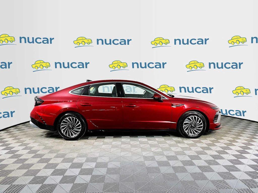 used 2025 Hyundai Sonata Hybrid car, priced at $30,491
