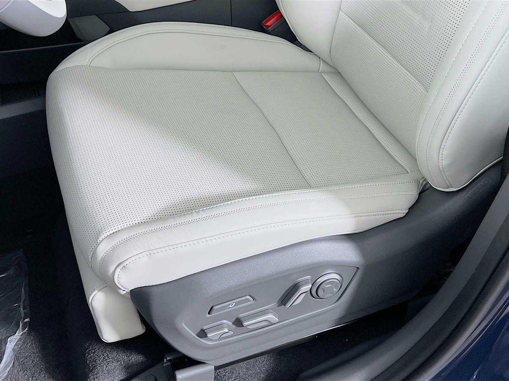 new 2026 Hyundai SANTA FE HEV car, priced at $49,850