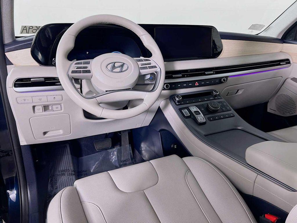 used 2024 Hyundai Palisade car, priced at $36,991