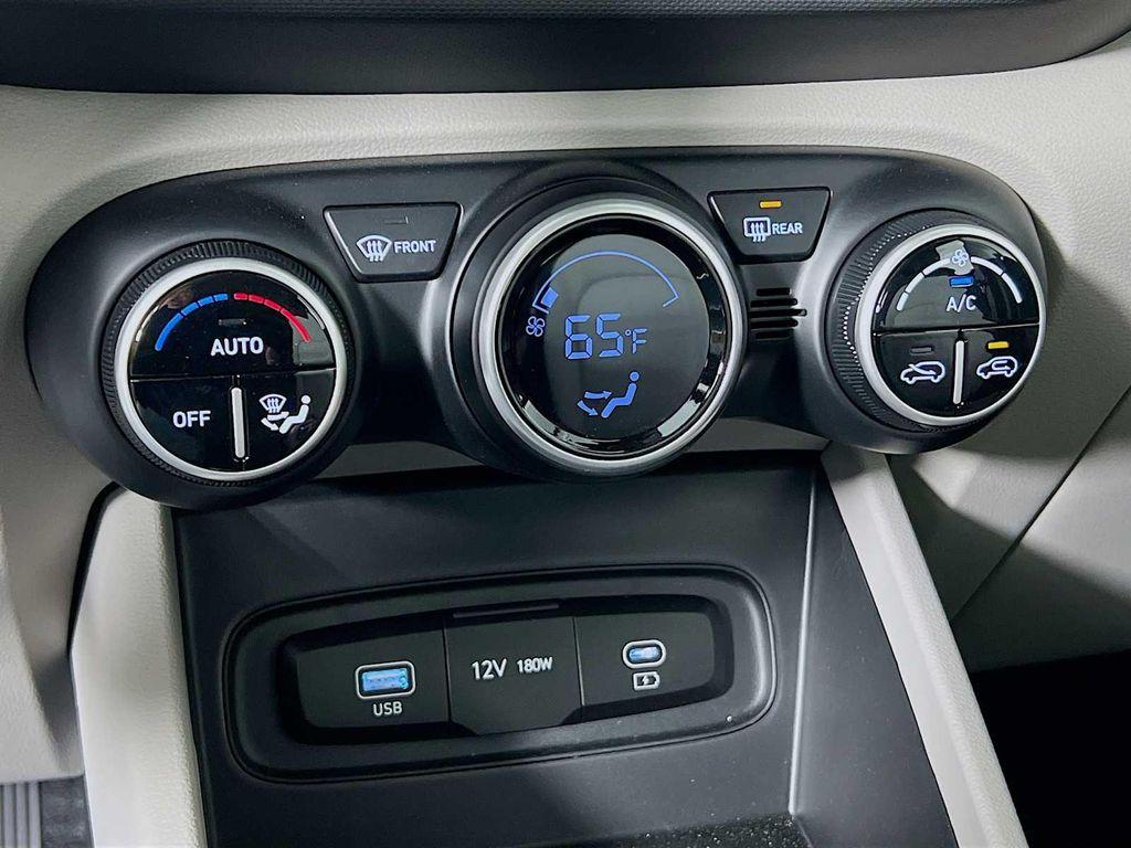 new 2025 Hyundai Venue car, priced at $23,089