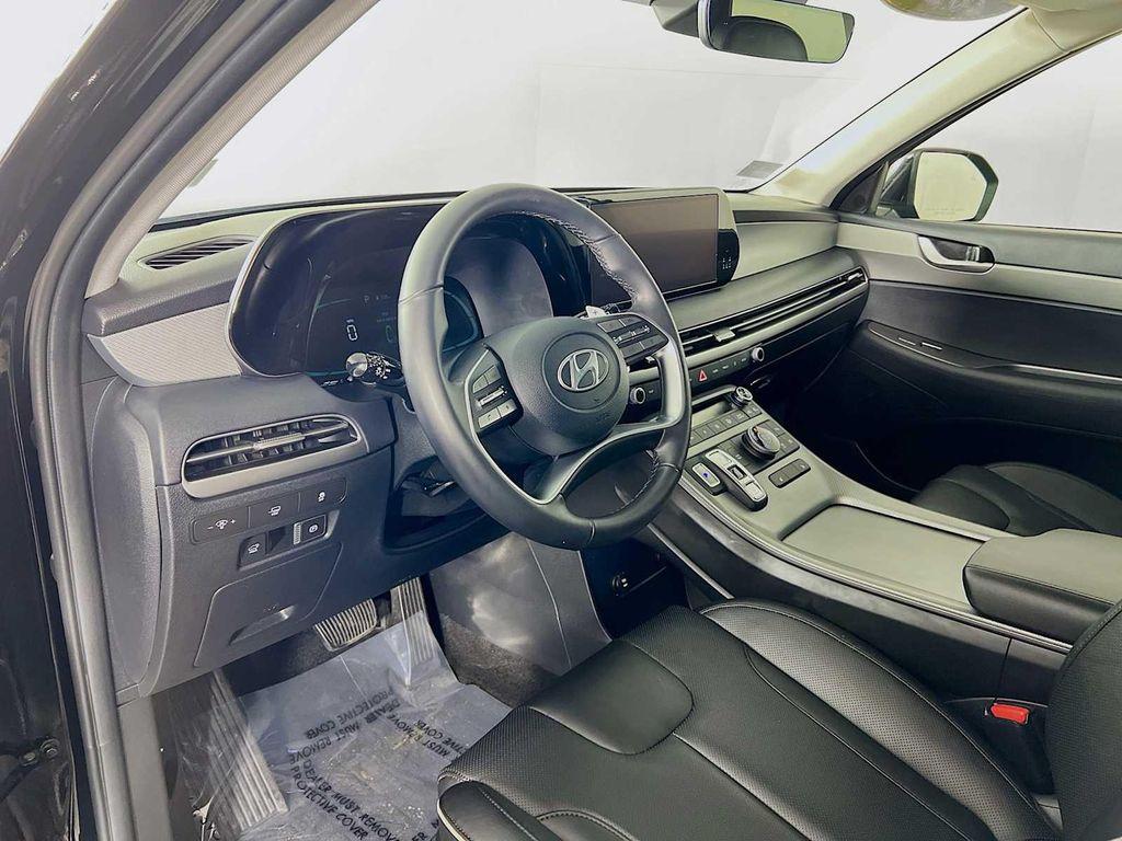 used 2024 Hyundai Palisade car, priced at $34,828