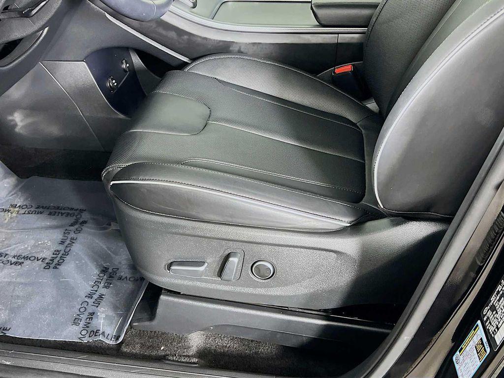 used 2024 Hyundai Palisade car, priced at $34,828