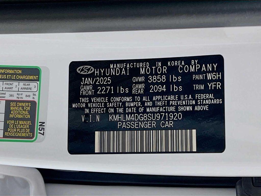 used 2025 Hyundai Elantra car, priced at $20,700