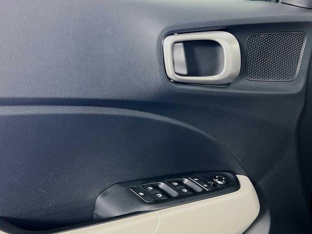 new 2025 Hyundai Venue car, priced at $22,539