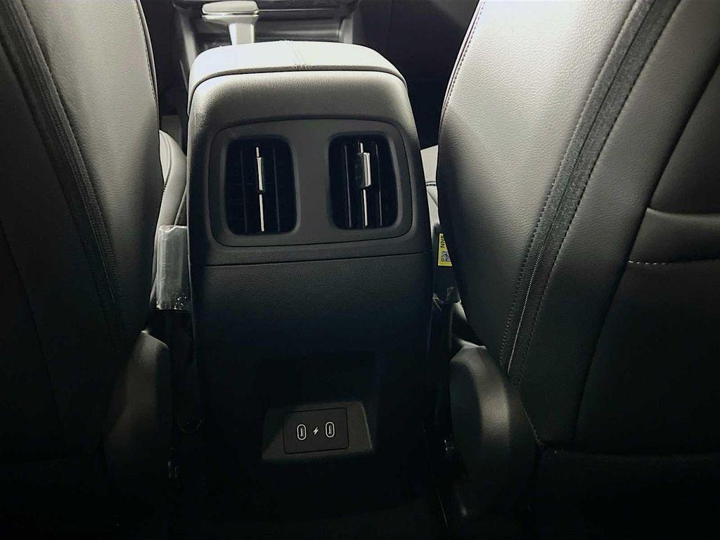 new 2026 Hyundai Tucson car, priced at $35,000