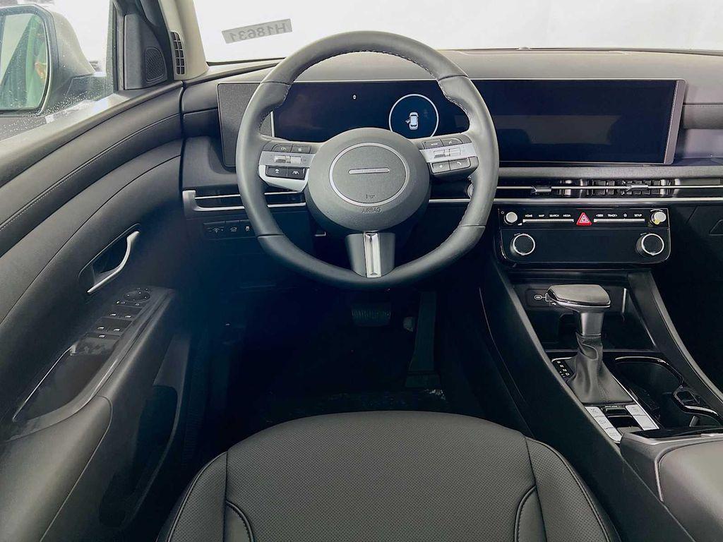 new 2026 Hyundai Tucson car, priced at $35,000