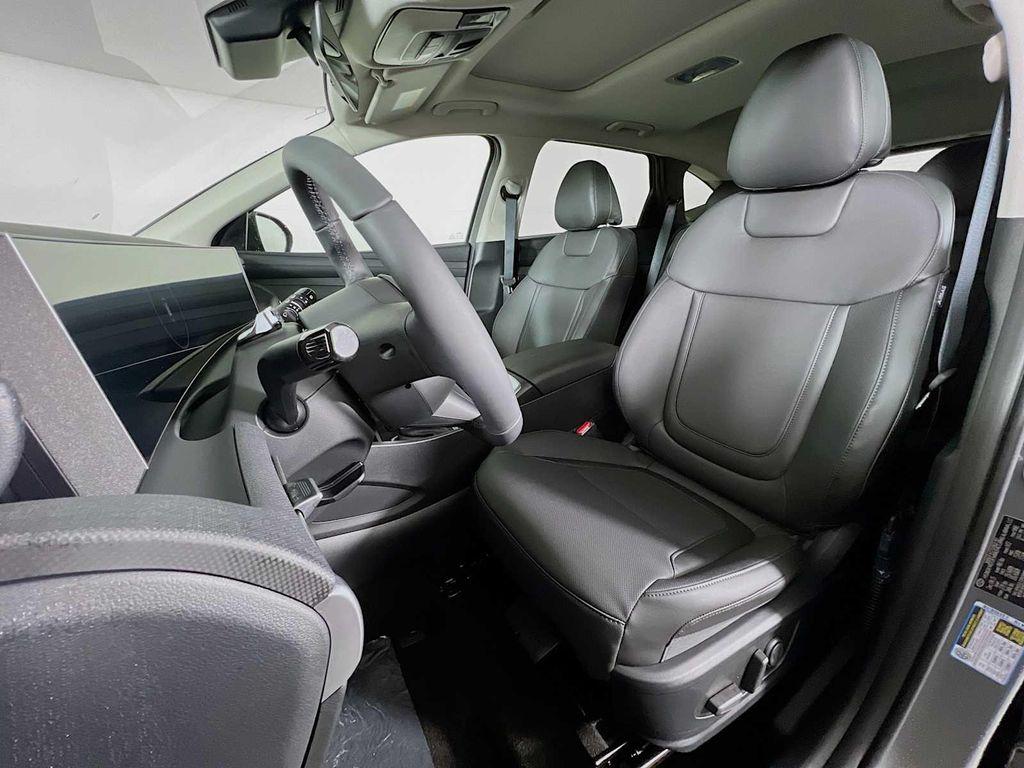 new 2026 Hyundai Tucson car, priced at $35,000